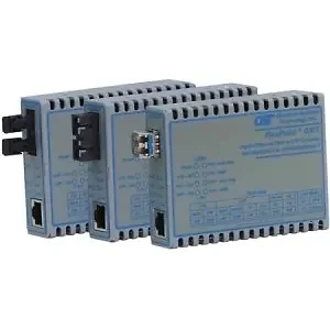 Omnitron Systems 4719-2 - Gigabit Fiber SFP Port - 10/100/1000 Mbps - Universal Power