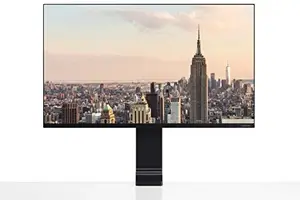 Samsung S32R750UEN - 31.5-Inch 4K UHD AV Monitor with HDMI