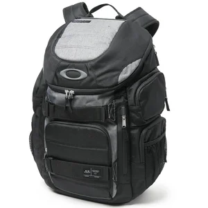 Oakley OAK-921012-02E - ENDURO 30L Blackout Laptop Backpack with Board Straps