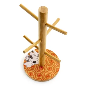 Urban Market 122890.01 - Country Chic Wood Mug Tree with Farm Animal Decor