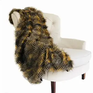 Plutus Brands PBEZ1779-8090-TC - Plutus Porcupine Mocha Faux Fur Luxury Blanket