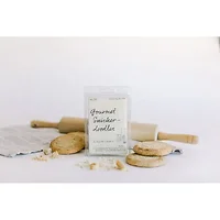 Our Back Porch Candle-SQ8071300