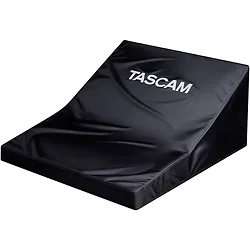 TASCAM-0090-0136