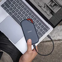 Western Digital-SDSSDE82-2T00-G25