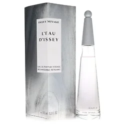 Issey Miyake-568946